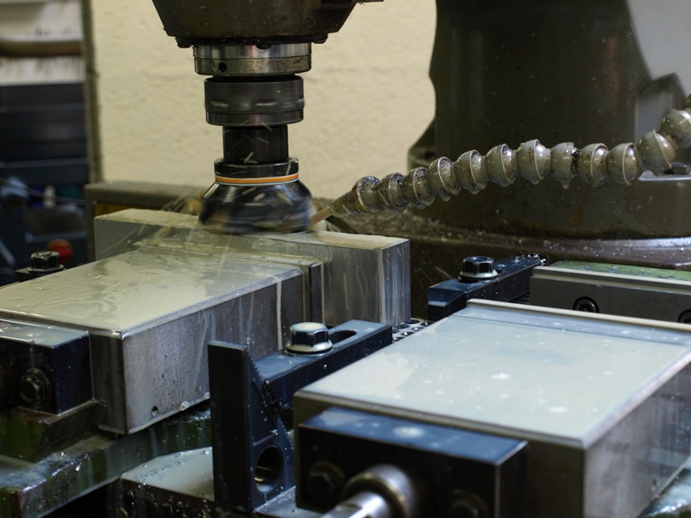 2-No-982-smoothing-plane-milling-edges-bottom